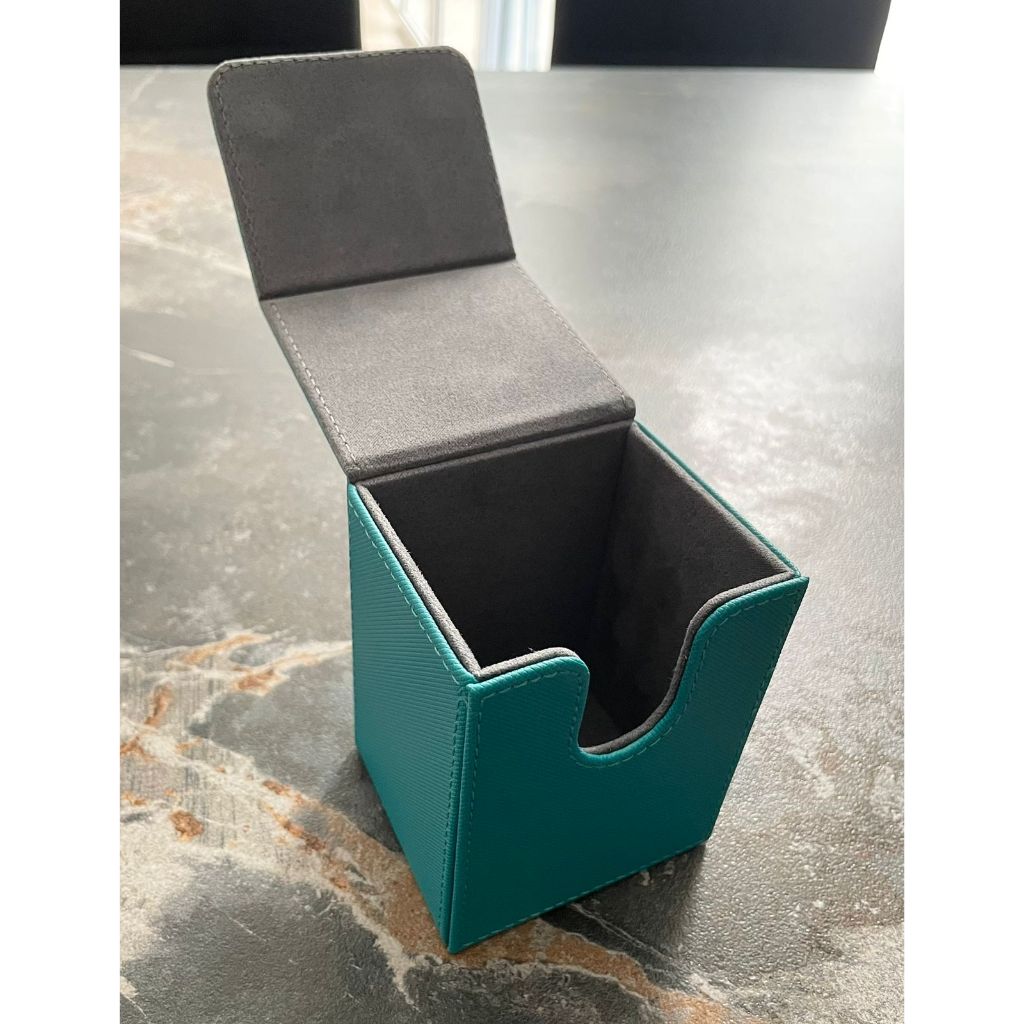 Deck Box — 12