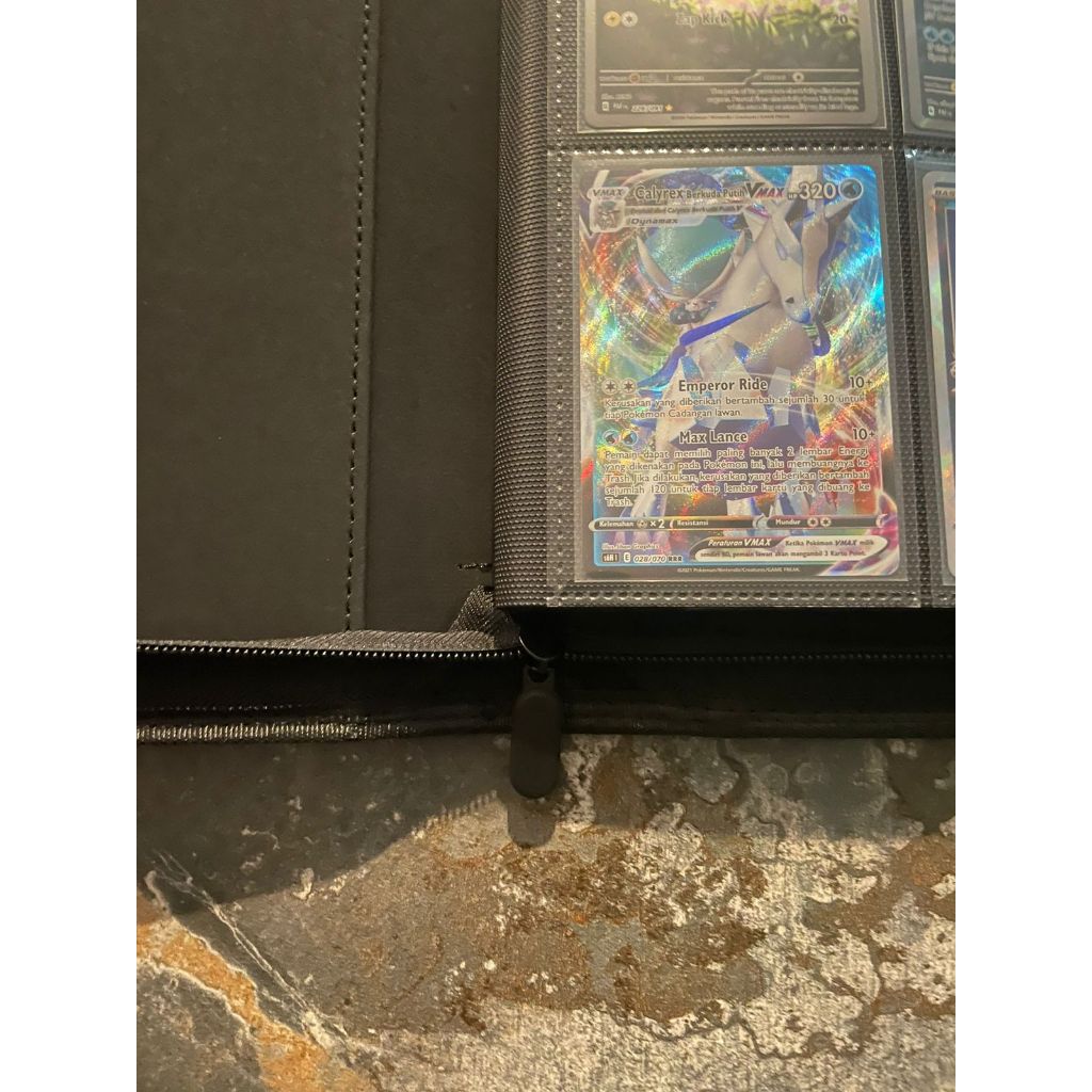 16 Pocket Zip Binder — 3