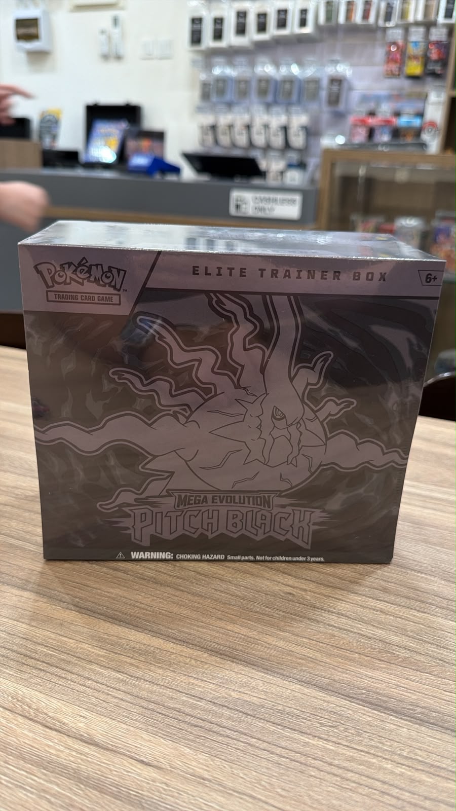Pitch Black ETB — 1